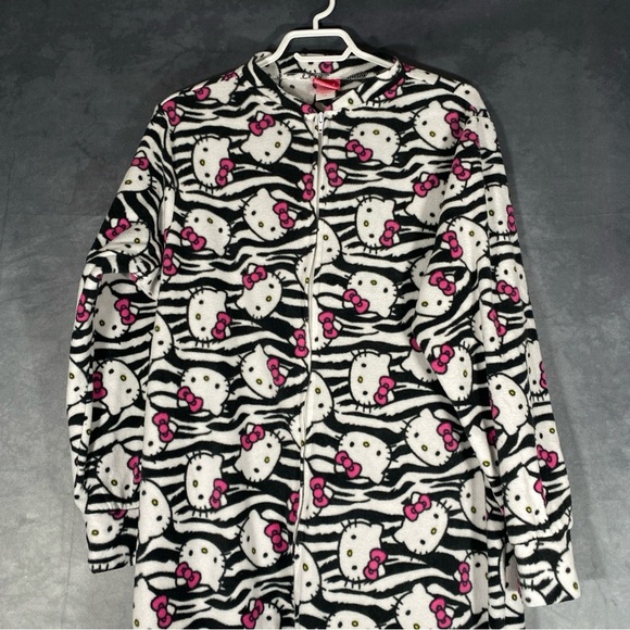 Sanrio Hello Kitty One Piece L Footie Pajamas Costume Black & White PJs - Picture 6 of 13